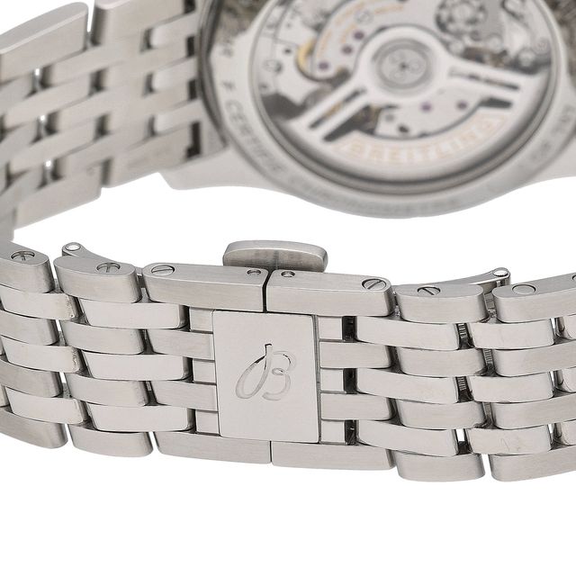 Breitling Navitimer B01 Chronograph 43 AB0138 Image 3